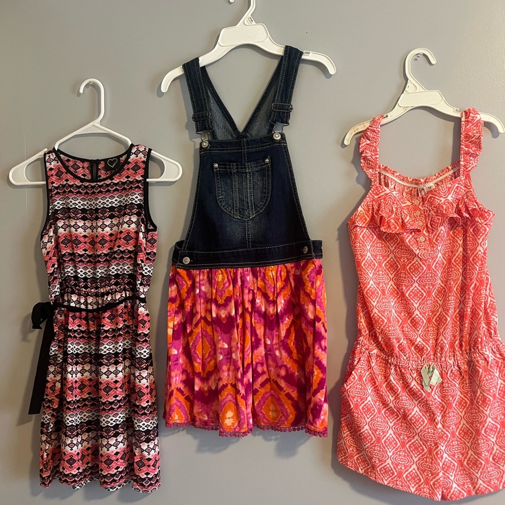 Japna Red and Black Pleated Casual Dress